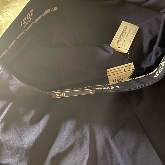 Izod Swingflex Skort Sz 2 - Picture 7 of 8